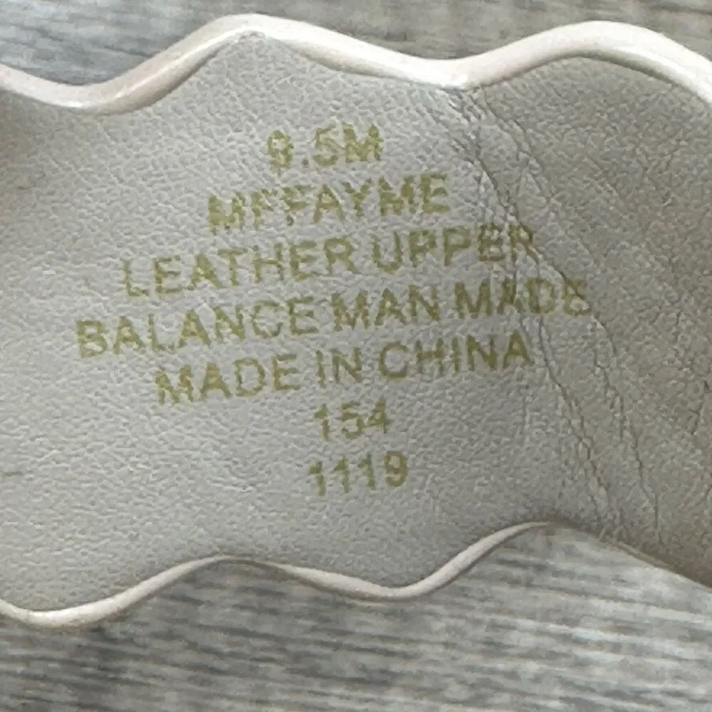 Marc Fisher~Women's~”Fayme” Flatform Tan Sandals~Size 9.5M‎
